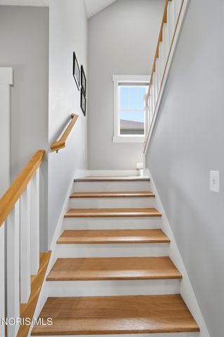 801 Barnstable Lane, Bowling Green, OH 43402