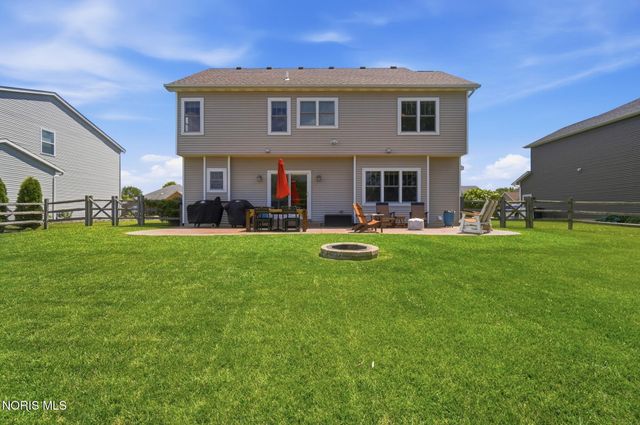 801 Barnstable Lane, Bowling Green, OH 43402