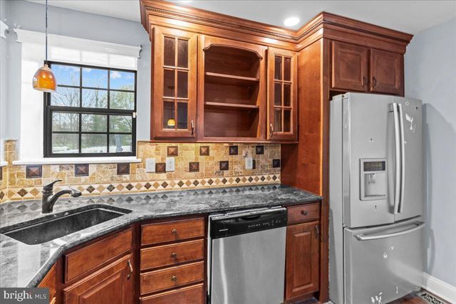 10 KATHERINE COURT, Glassboro, NJ 08028