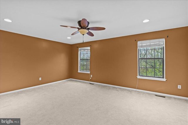 10 KATHERINE COURT, Glassboro, NJ 08028