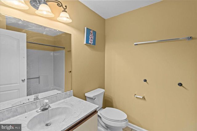 10 KATHERINE COURT, Glassboro, NJ 08028