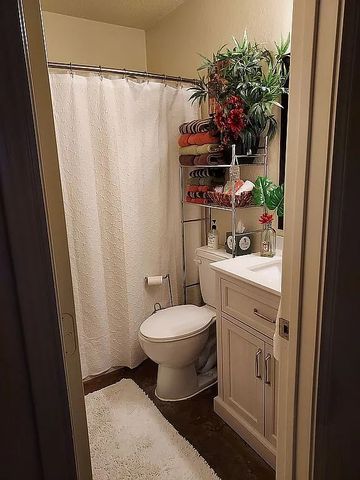 1202 Spanish Flower Drive, Granbury, TX 76048