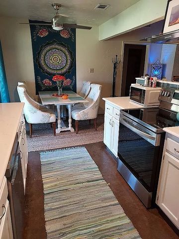 1202 Spanish Flower Drive, Granbury, TX 76048