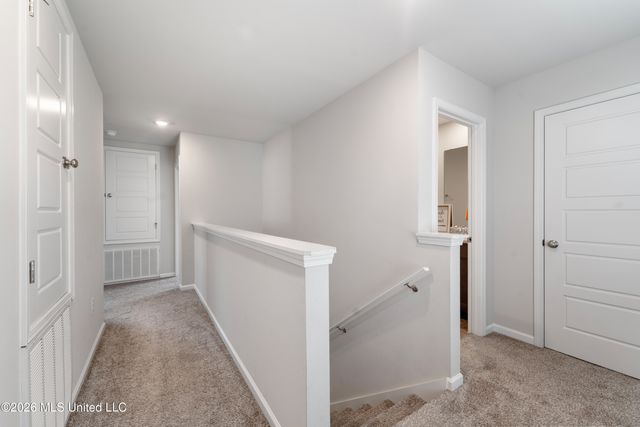 2121 Beauvoir Street, Ocean Springs, MS 39564