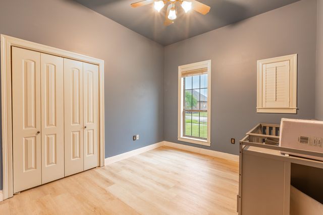 220 Viola St, Houma, LA 70360