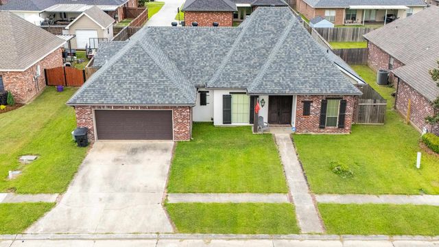 220 Viola St, Houma, LA 70360