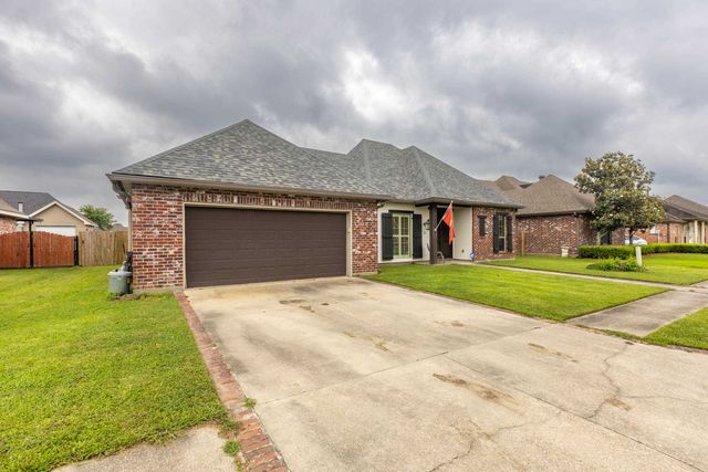 220 Viola St, Houma, LA 70360