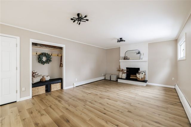 43 Longsworth Drive, Penfield, NY 14625