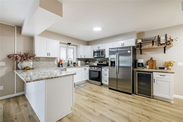 43 Longsworth Drive, Penfield, NY 14625