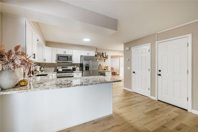 43 Longsworth Drive, Penfield, NY 14625