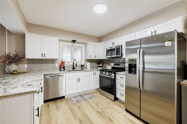 43 Longsworth Drive, Penfield, NY 14625