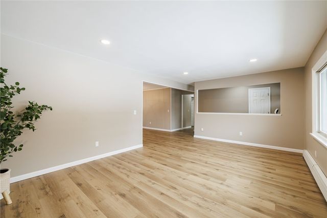 43 Longsworth Drive, Penfield, NY 14625