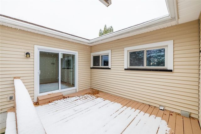 43 Longsworth Drive, Penfield, NY 14625