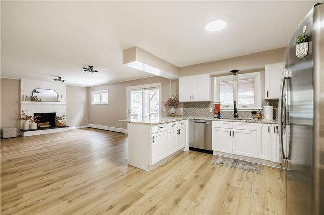 43 Longsworth Drive, Penfield, NY 14625