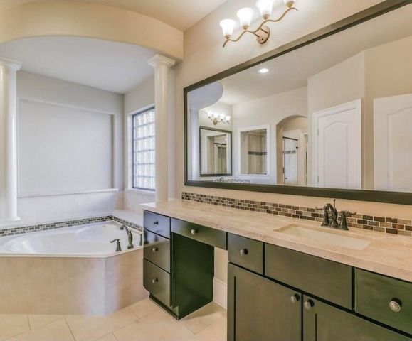 13306 Sand Mountain Lane, Houston, TX 77044