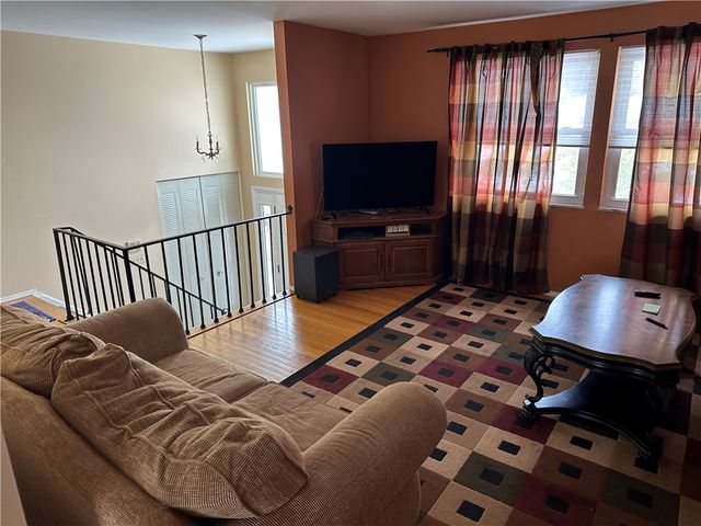 106 Van Mar Dr, Twp Of But Nw, PA 16001