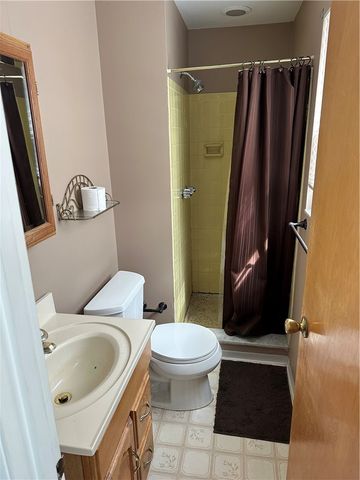 106 Van Mar Dr, Twp Of But Nw, PA 16001