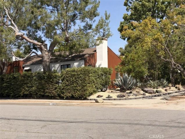 2489 Garfias Drive, Pasadena, CA 91104