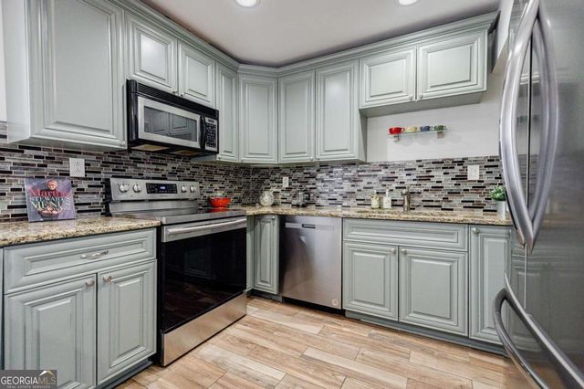 1106 Hampton Way NE, Atlanta, GA 30324