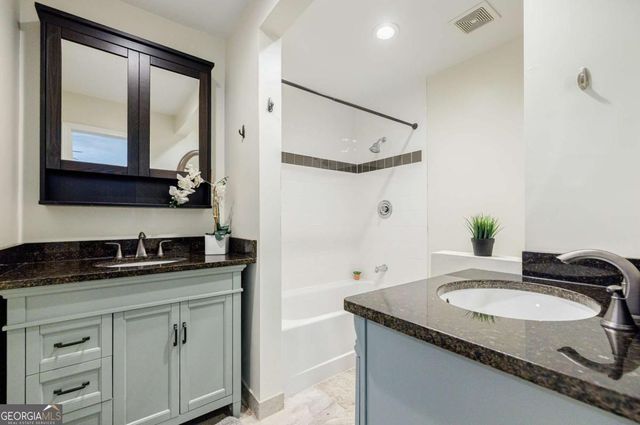 1106 Hampton Way NE, Atlanta, GA 30324