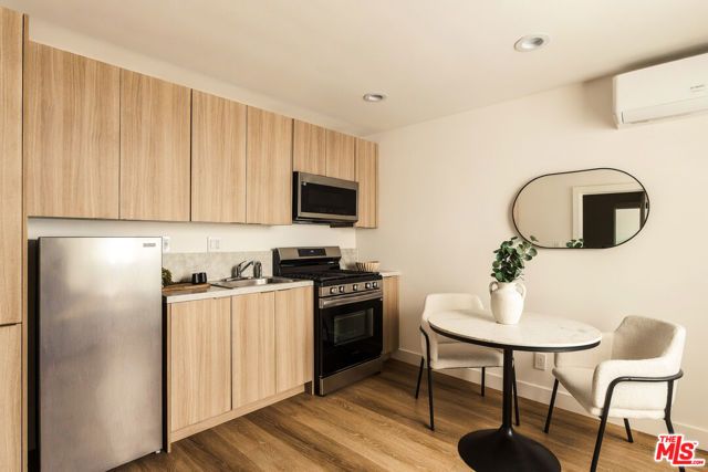 11922 Bray Street, Culver City, CA 90230