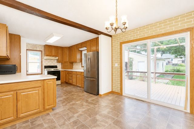 402 NE Oak Drive, Ankeny, IA 50021