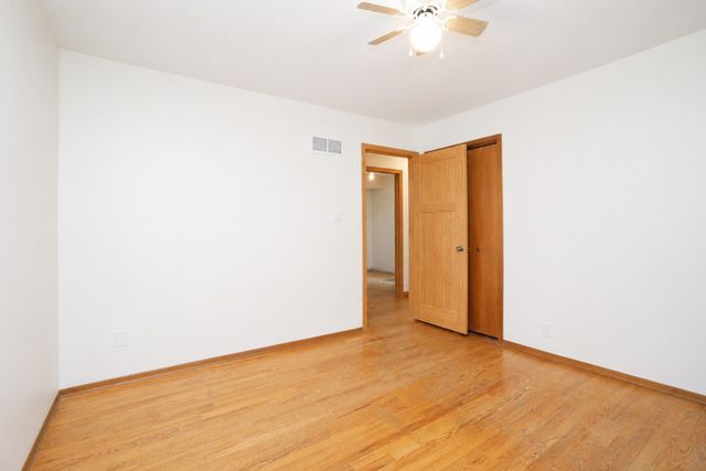 402 NE Oak Drive, Ankeny, IA 50021
