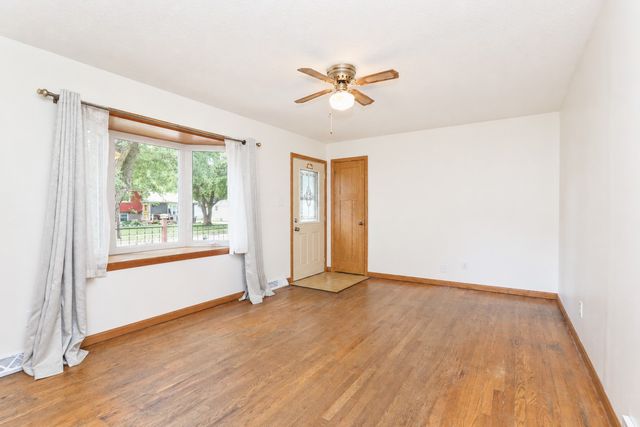 402 NE Oak Drive, Ankeny, IA 50021