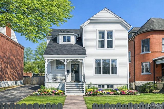 4935 Reber Place, St Louis, MO 63139