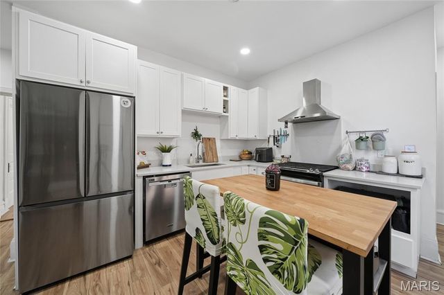 4935 Reber Place, St Louis, MO 63139