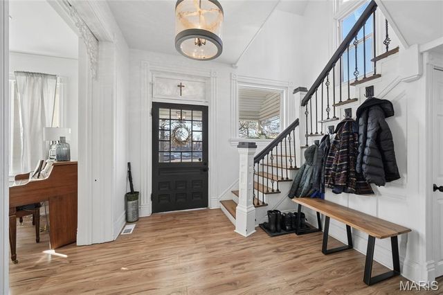 4935 Reber Place, St Louis, MO 63139