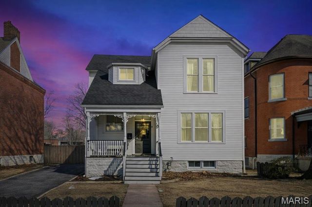 4935 Reber Place, St Louis, MO 63139