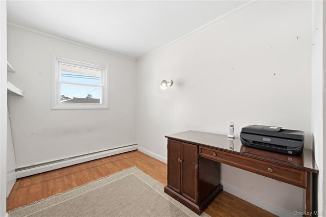 25 Dolphin Road, East Quogue, NY 11942