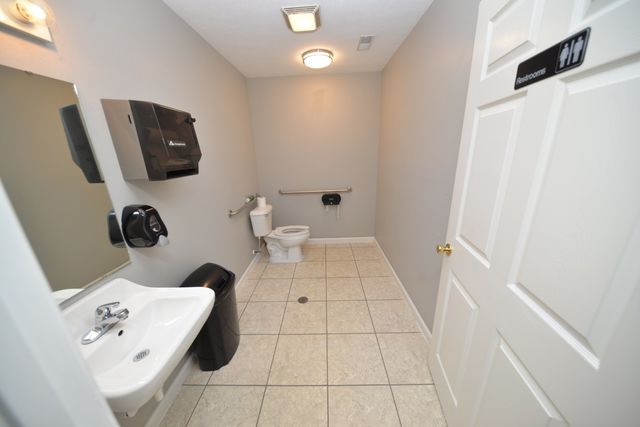 16275 N Illinois 37 Highway, Mt Vernon, IL 62864