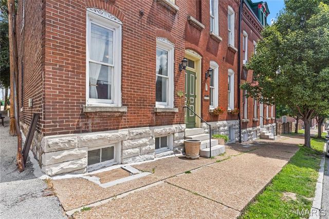 1115 Lynch Street, St Louis, MO 63118