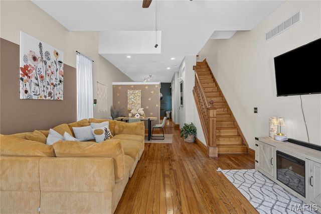 1115 Lynch Street, St Louis, MO 63118
