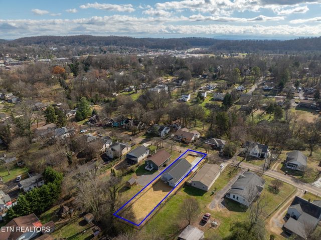 2377 Fair Drive, Knoxville, TN 37918