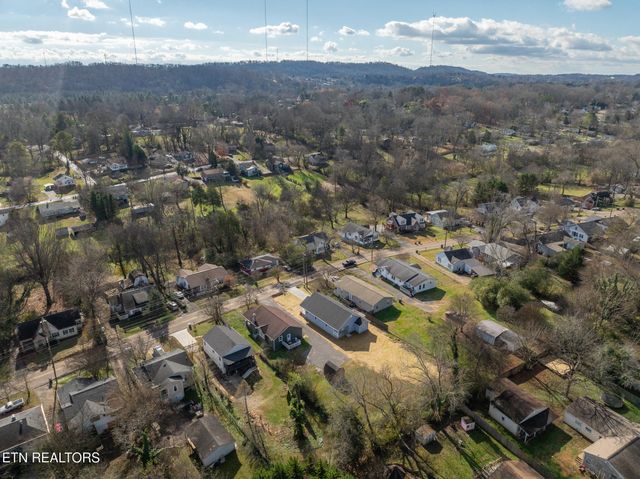 2377 Fair Drive, Knoxville, TN 37918