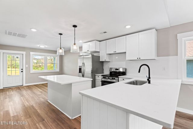 2377 Fair Drive, Knoxville, TN 37918