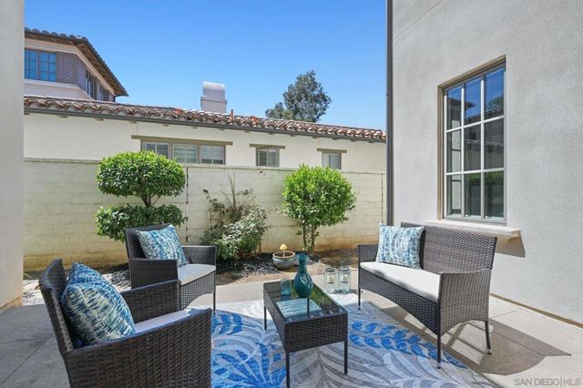 17216 Turf Club Dr, San Diego, CA 92127