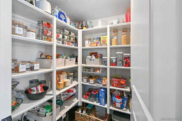 17216 Turf Club Dr, San Diego, CA 92127