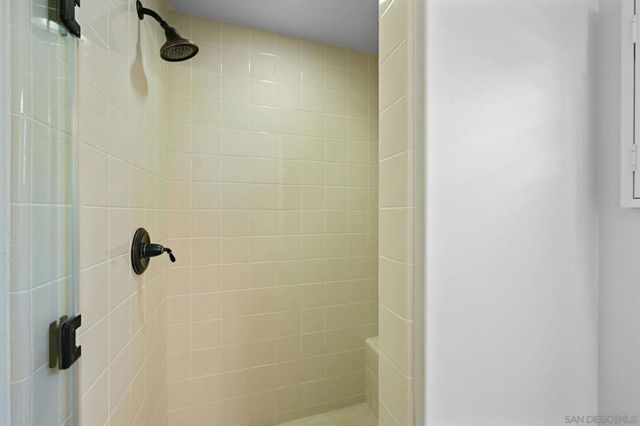 17216 Turf Club Dr, San Diego, CA 92127