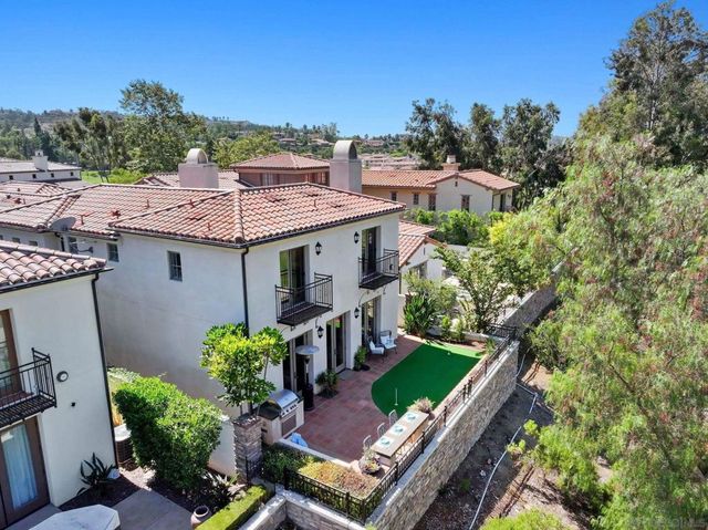 17216 Turf Club Dr, San Diego, CA 92127