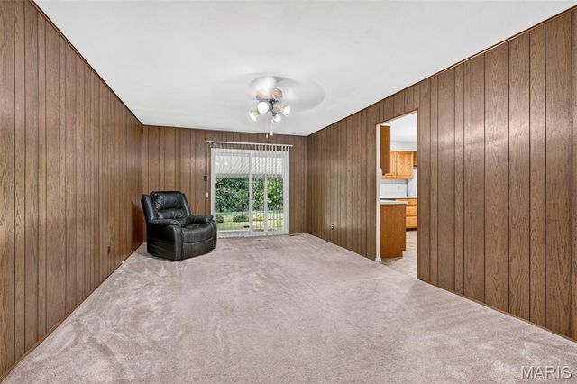 14450 Avocado Lane, Florissant, MO 63034