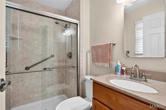 14450 Avocado Lane, Florissant, MO 63034