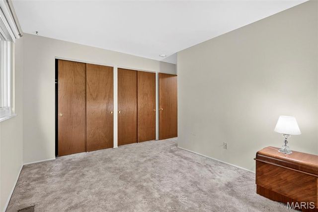 14450 Avocado Lane, Florissant, MO 63034