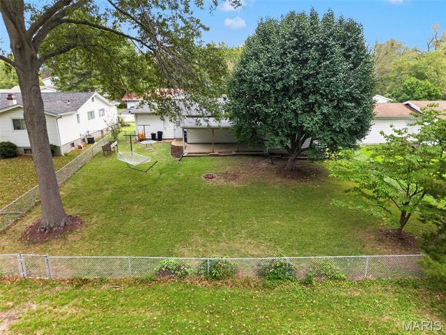 14450 Avocado Lane, Florissant, MO 63034