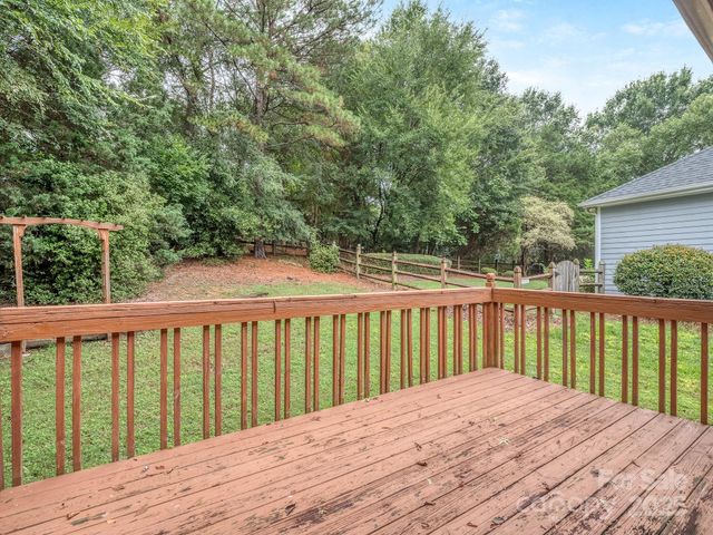 6221 Caslon Court, Charlotte, NC 28270