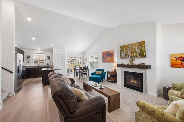 1114 Meadow Lane, Waconia, MN 55387