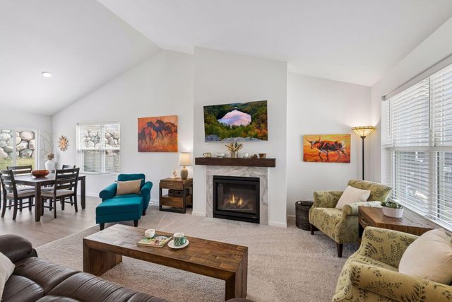 1114 Meadow Lane, Waconia, MN 55387